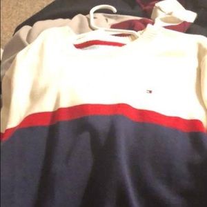 Tommy sweater